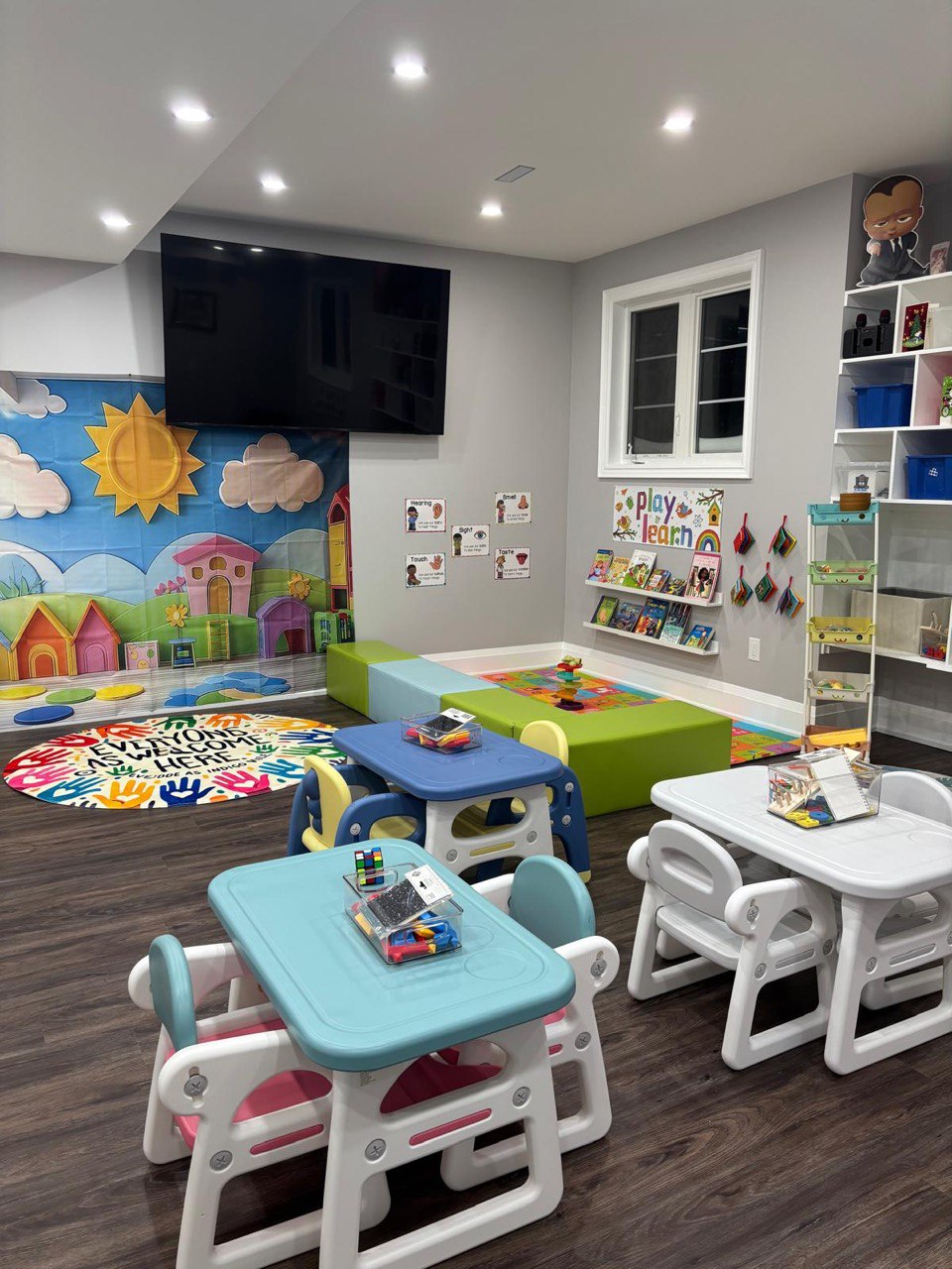 photo_4999500782369442695_y